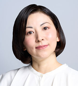 山田里奈